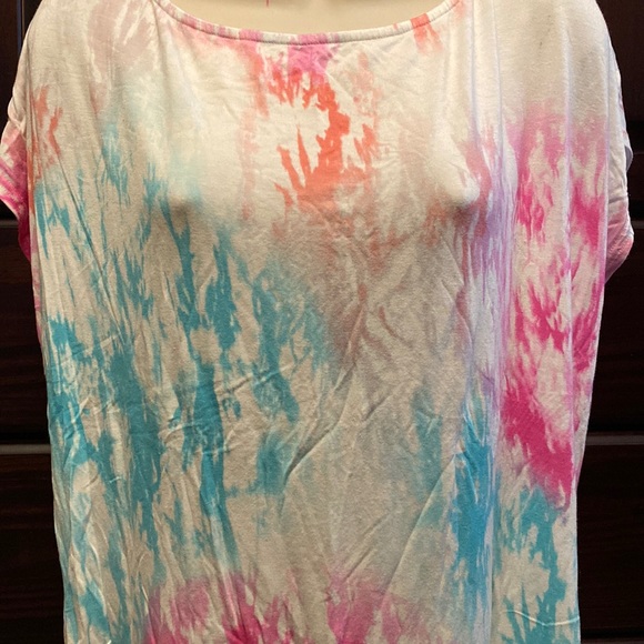 Venus Small Tie Dye Pink, Blue, & White Oversized Wide Neck Short Sleeve Shirt - Picture 2 of 6
